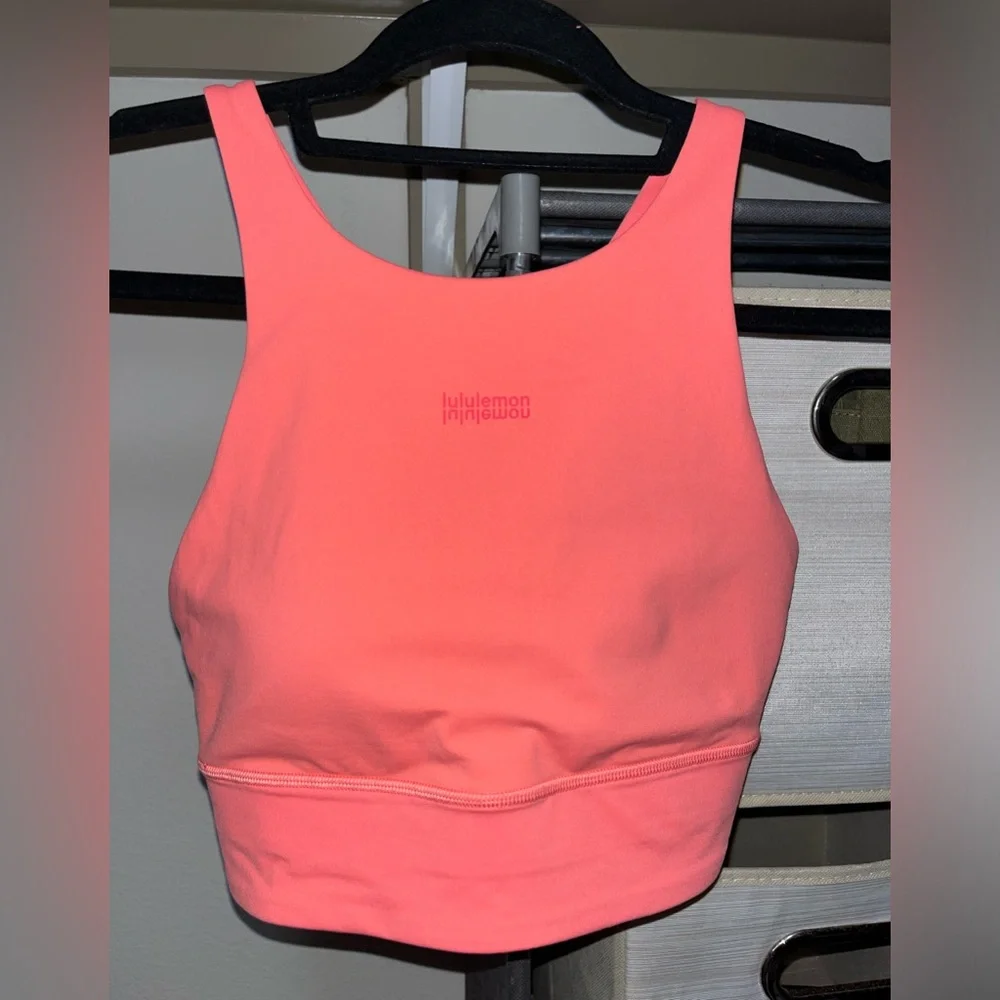 Lulu Lemon Sports Bra - Picture 1 of 3